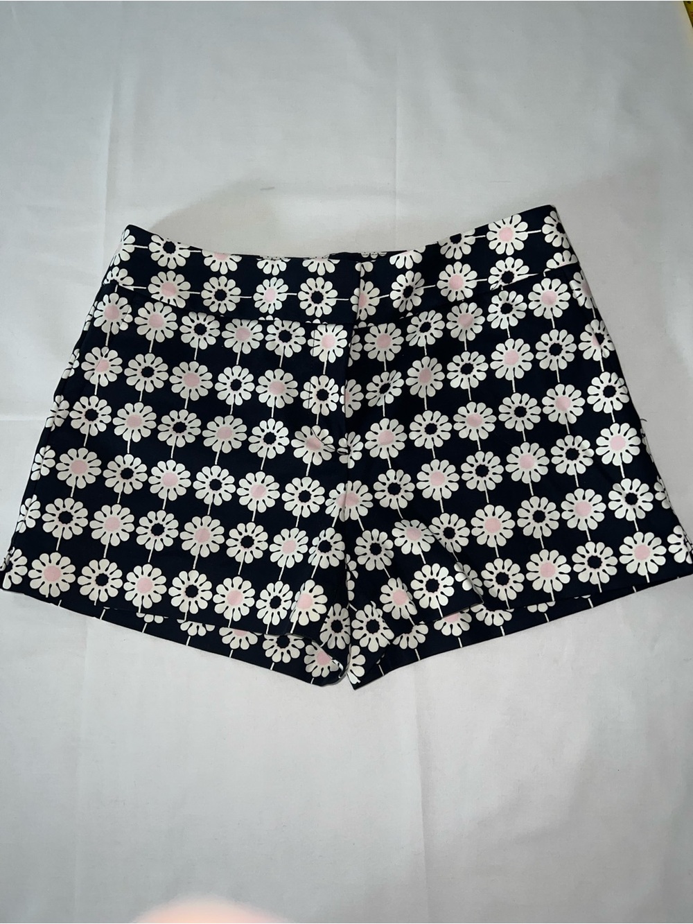 LOFT Black Daisy-Print High-Rise Shorts